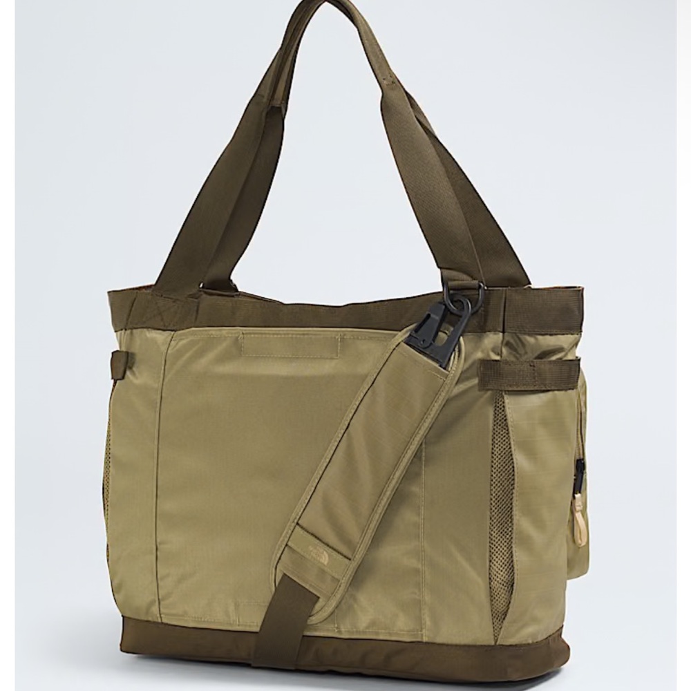The North Face Base Camp Voyager Tote Bag - Picture 4 of 6